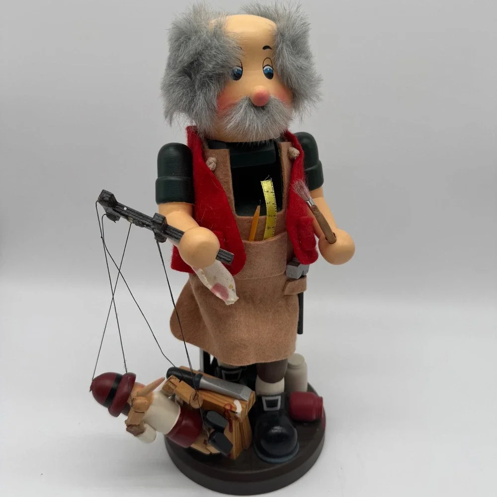 Zims Heirloom Collectibles Geppetto Pinocchio Puppet Maker Nutcracker 11
